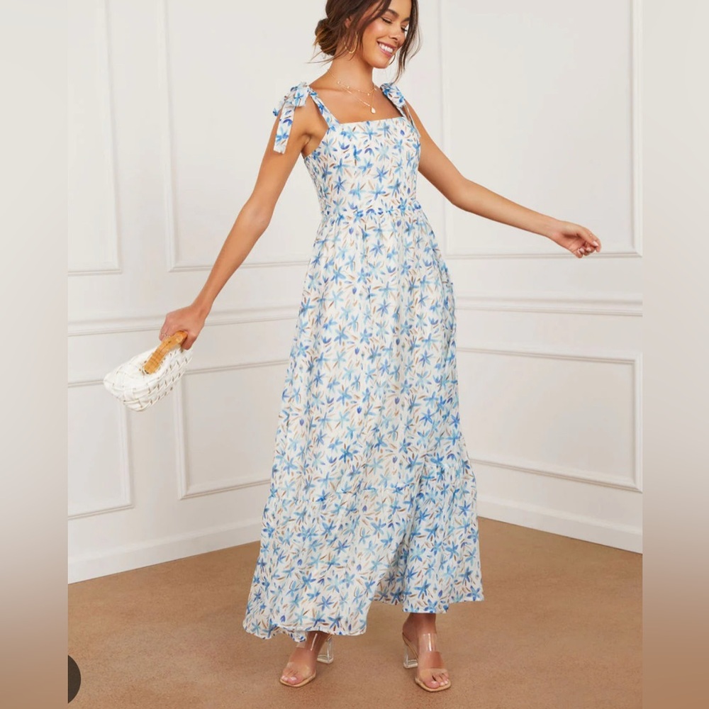 Vici Blue and White Floral Maxi Dress Wedding Vacation Lined Cottagecore